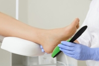 What Eases the Pain of Bunions and Bunionettes?